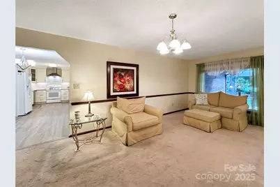 3245 15th Street NE, Hickory, NC 28601 - Photo 8