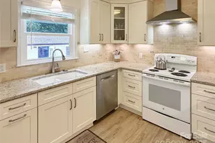 3245 15th St NE, Hickory, NC 28601 - Photo 12