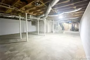 328 Melody Ln, Saluda, NC 28773 - Photo 32