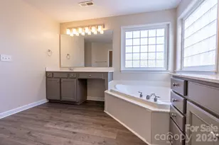 2422 Orofino Ct, Charlotte, NC 28269 - Photo 30