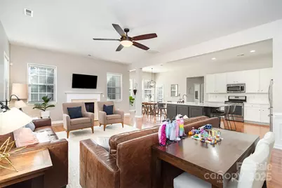 2422 Orofino Court, Charlotte, NC 28269 - Photo 8