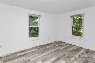 9521 Cruso Rd, Canton, NC 28716 - Photo 16