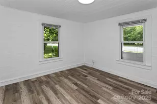 9521 Cruso Rd, Canton, NC 28716 - Photo 24