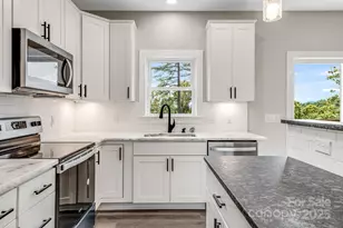 338 Espen Rdg, Asheville, NC 28804 - Photo 18