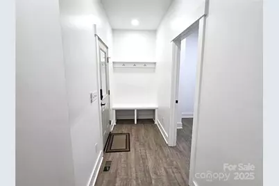 768 8th Street NE, Hickory, NC 28601 - Photo 10