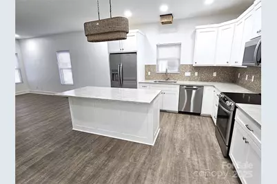 768 8th Street NE, Hickory, NC 28601 - Photo 6