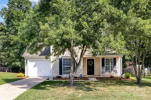 1909 Safflower Cir, Charlotte, NC 28262 - Photo 2