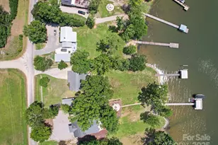 2364 Lakeside Dr, Liberty Hill, SC 29074 - Photo 40