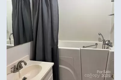 164 N Mitchell Avenue, Bakersville, NC 28705 - Photo 20