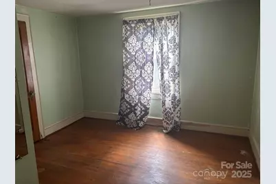 164 N Mitchell Avenue, Bakersville, NC 28705 - Photo 16