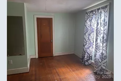 164 N Mitchell Avenue, Bakersville, NC 28705 - Photo 14