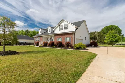 1302 Bryson Creek Drive, McConnells, SC 29726 - Photo 2