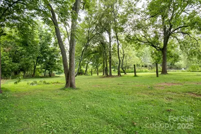 605 N Piedmont Avenue, Kings Mountain, NC 28086 - Photo 8