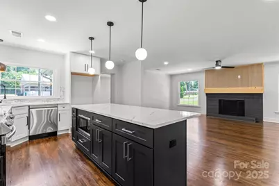 1420 Lakedell Drive, Charlotte, NC 28215 - Photo 12