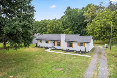 1420 Lakedell Drive, Charlotte, NC 28215 - Photo 6