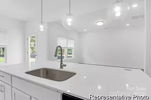 643 Wabash Ave, Charlotte, NC 28208 - Photo 12