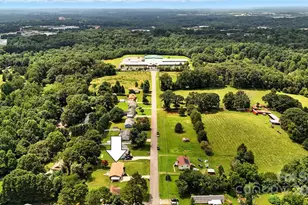 952 30th St NE, Conover, NC 28613 - Photo 32