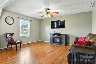 952 30th St NE, Conover, NC 28613 - Photo 12