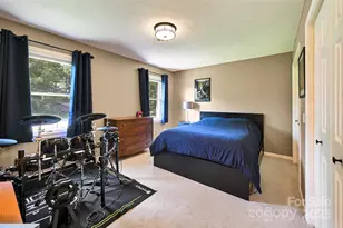 507 Fenwick Ct, Hendersonville, NC 28739 - Photo 30