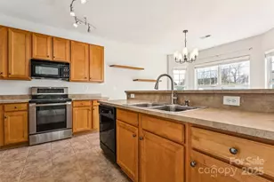 1046 Serel Dr, Matthews, NC 28104 - Photo 16