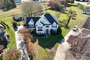 180 Elizabeth Hearth Rd, Mooresville, NC 28115 - Photo 4