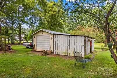 270 Lewis Ferry Road, Statesville, NC 28625 - Photo 46