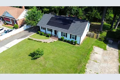 6625 Somersworth Drive, Charlotte, NC 28215 - Photo 14