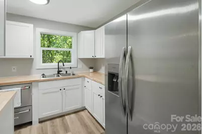 95 Grassy View Road, Candler, NC 28715 - Photo 12