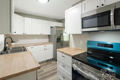 95 Grassy View Road, Candler, NC 28715 - Photo 10