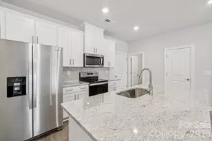 108 Ciara Pl, Mooresville, NC 28117 - Photo 4