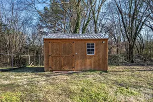 528 6th St, Chester, SC 29706 - Photo 8