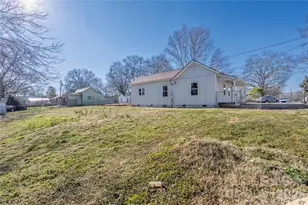 528 6th St, Chester, SC 29706 - Photo 28