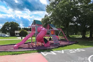 204 Rowland Ave, Heath Springs, SC 29058 - Photo 12