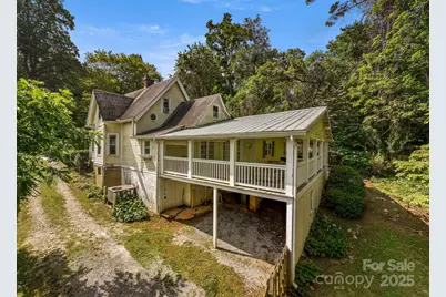 334 Greenville Street, Saluda, NC 28773 - Photo 32