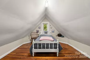 334 Greenville St, Saluda, NC 28773 - Photo 28