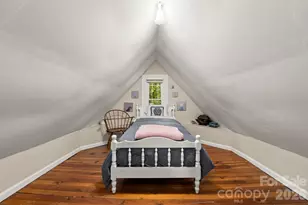 334 Greenville St, Saluda, NC 28773 - Photo 28