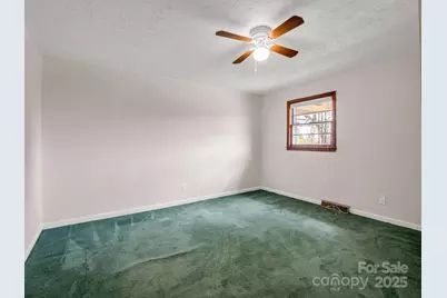 40 Country View Lane, Hendersonville, NC 28792 - Photo 26