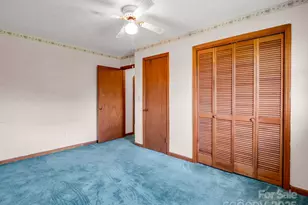 40 Country View Ln, Hendersonville, NC 28792 - Photo 22