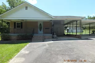 1453 Old Landsford Rd, Lancaster, SC 29720 - Photo 2