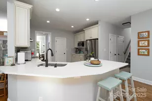 11823 Sir Francis Drake Dr, Charlotte, NC 28277 - Photo 10