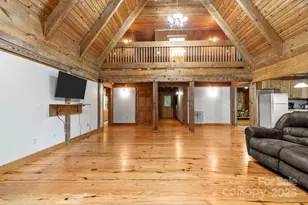 2401 Hundred Acres Ln, Lenoir, NC 28645 - Photo 8