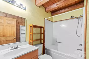 2401 Hundred Acres Ln, Lenoir, NC 28645 - Photo 18