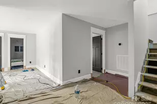 276 Coopers Dr, Hendersonville, NC 28739 - Photo 4