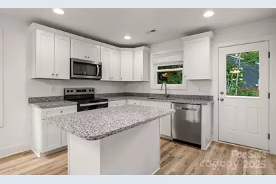 905 Elizabeth Avenue, Albemarle, NC 28001 - Photo 10