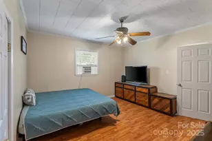 205 Abington Rd NW, Lenoir, NC 28645 - Photo 12