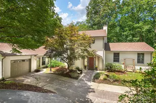 608 Upper Sondley Dr, Asheville, NC 28805 - Photo 2