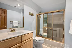 608 Upper Sondley Dr, Asheville, NC 28805 - Photo 38