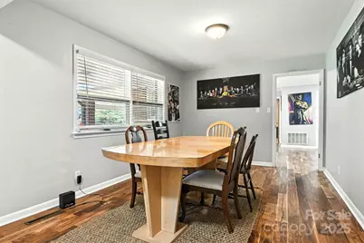 26 33rd Avenue NW, Hickory, NC 28601 - Photo 4