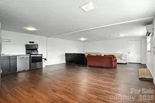 26 33rd Ave NW, Hickory, NC 28601 - Photo 16