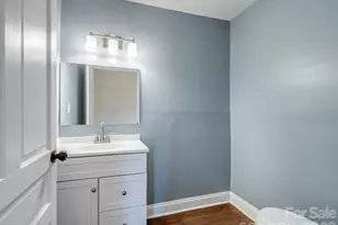 613 S Mulberry St, Statesville, NC 28677 - Photo 26